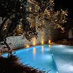 Le Reve Boutique Hotel